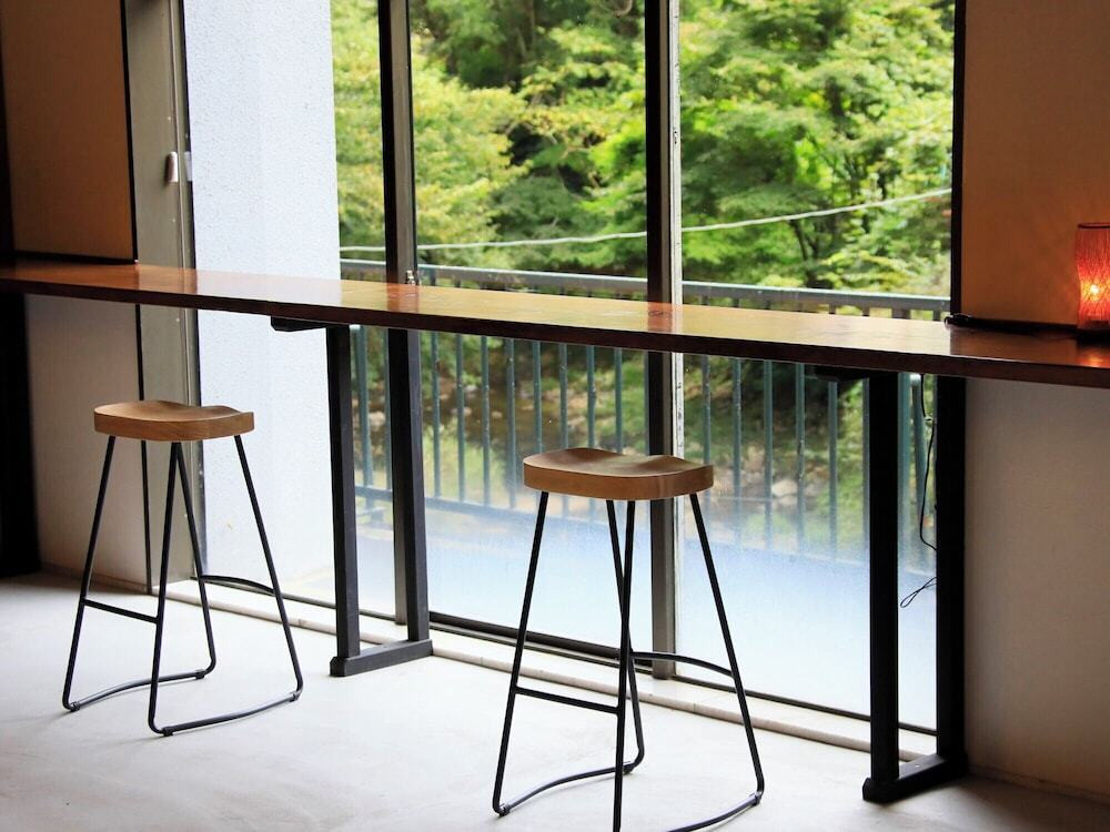 ロビーラウンジ