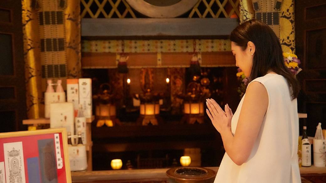 朝の“お勤め”で
1日の幕開けを / 1