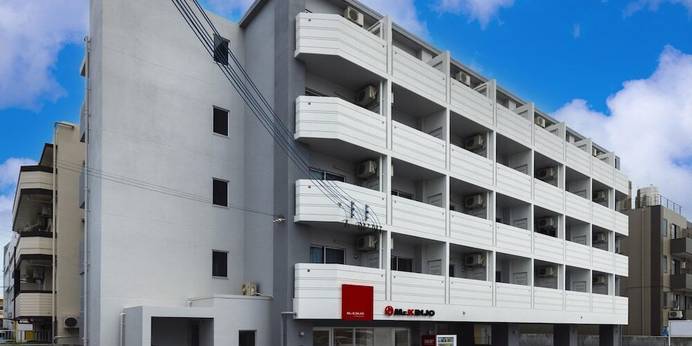 Mr.KINJO in Miegusuku(沖縄県 アパートメント) / 1