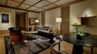 PEAKスイートルームキング