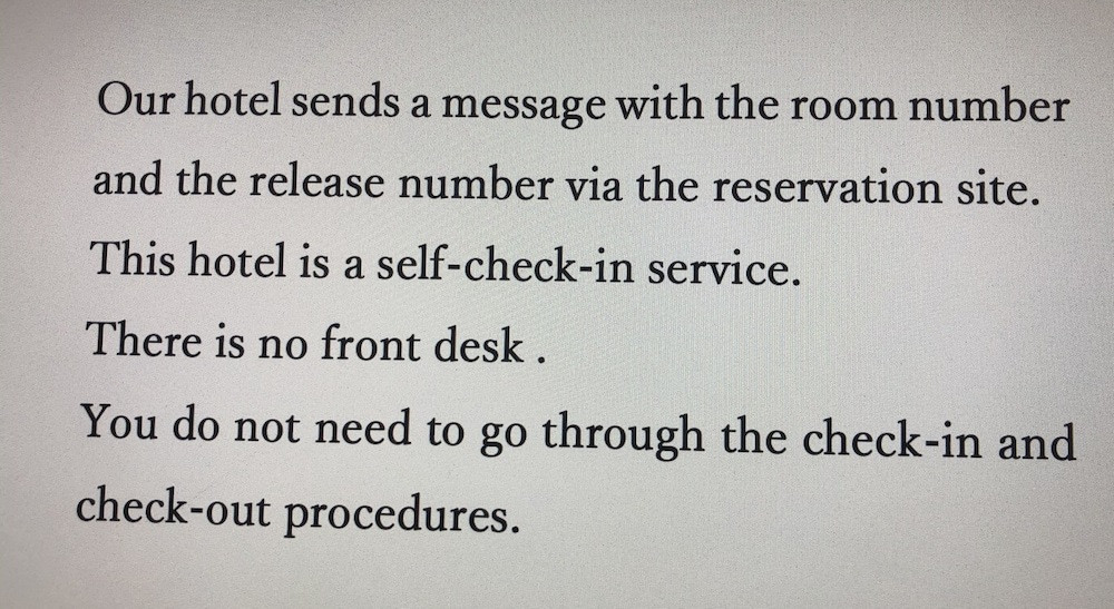 コンシェルジュ デスク