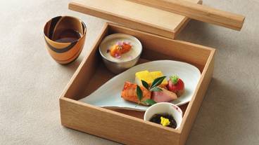 食事・飲み物 / 2