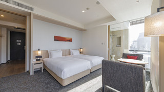 プレミアム ツインルーム バスルームからの眺望あり 15~16階 禁煙 38平米