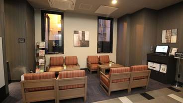 ロビー応接スペース / 3