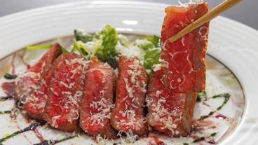 食事・飲み物 / 3