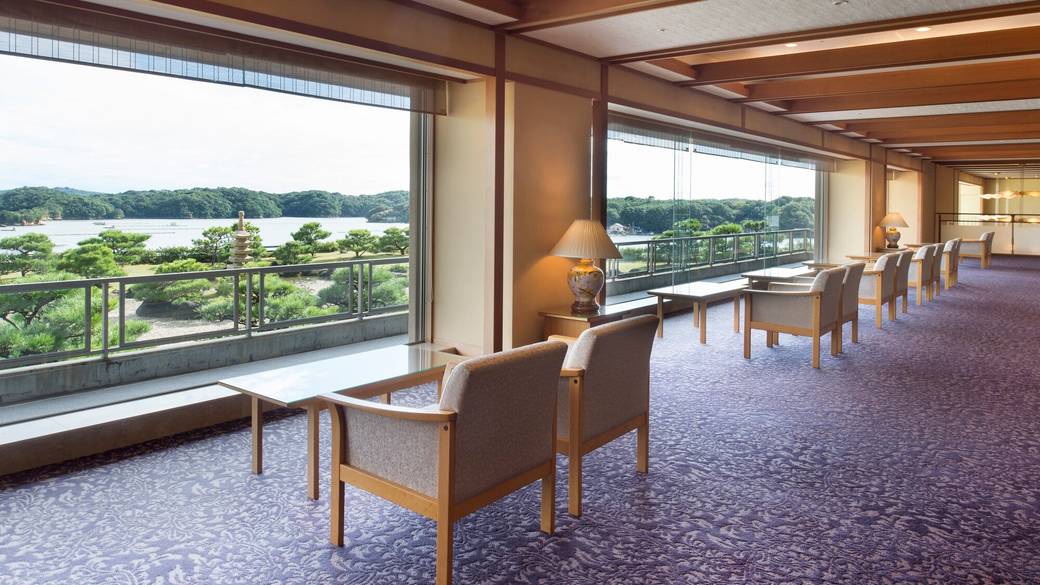 見晴らしロビー / 4