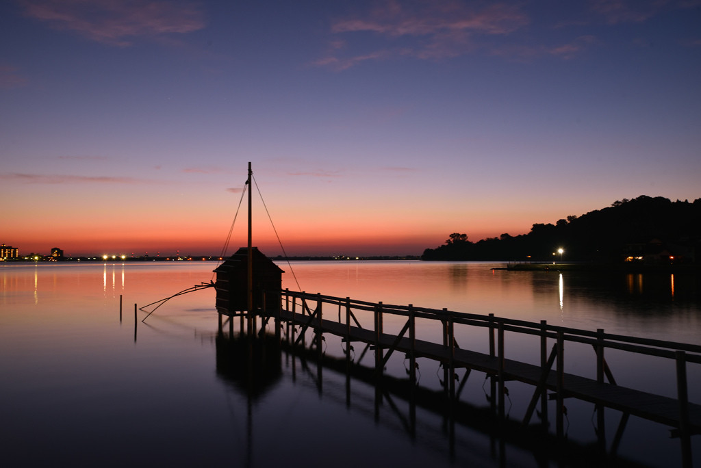湖上に浮かぶ幻想的な温泉郷「はわい温泉」4085294