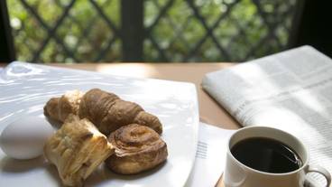 朝食スペース / 13