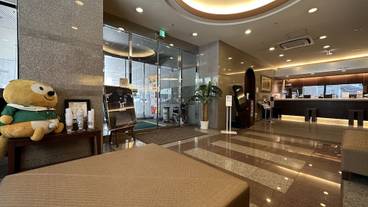 ロビーラウンジ / 3