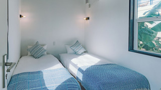 4 bed villa (ルーフトップ・ウッドデッキ付)