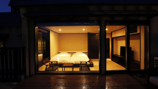 デラックス ツインルーム バルコニー シービュー