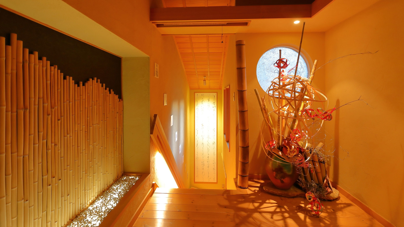 竹林を望む“離れ”で二人きりの時間を3479876