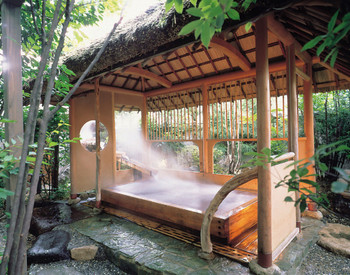 ハーブ湯やヒーリング岩盤浴で癒される3959584