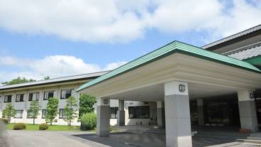 施設の入り口 / 12