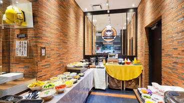 朝食スペース / 10