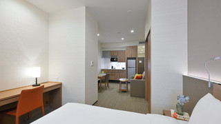 スイート シングルベッド 2 台 (Extra Floor Space)