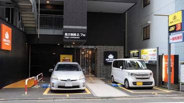駐車場 / 12
