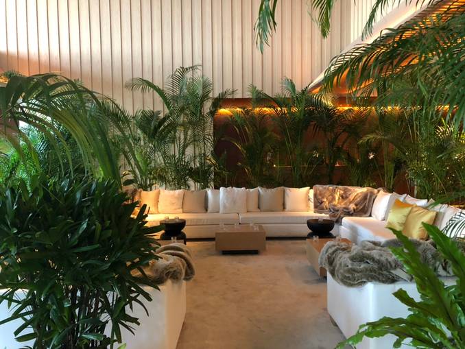 Lobby Bar / 4