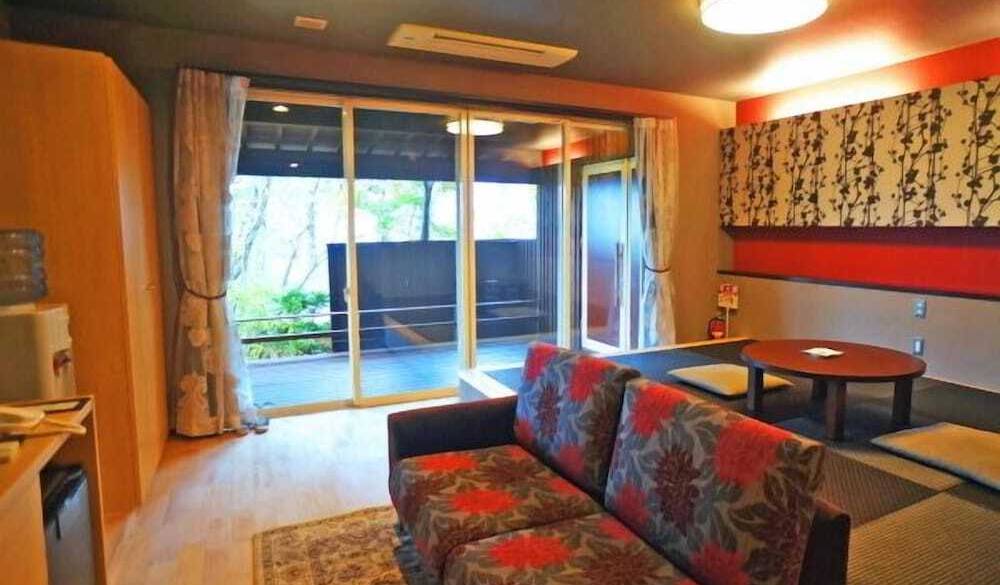 離れ くぬぎ / 2