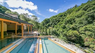 渓流露天風呂① / 1