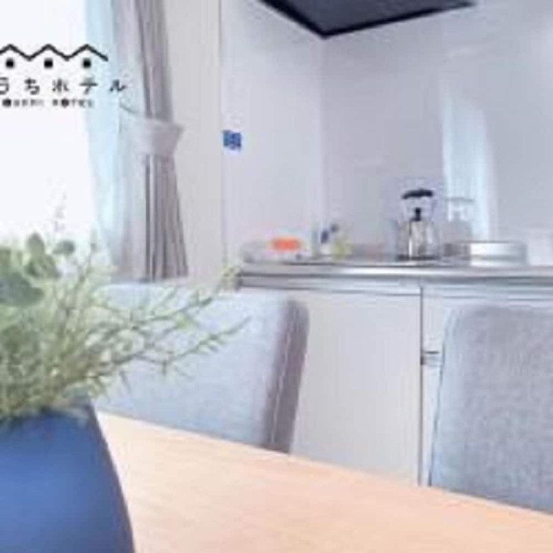 客室内のダイニングエリア