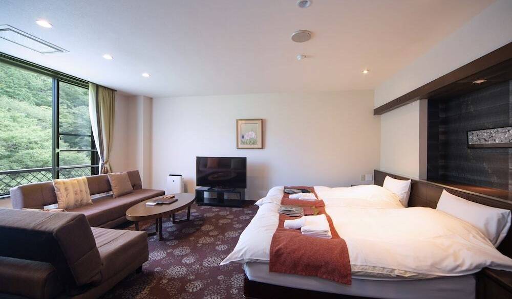 セミスイートルーム / 4