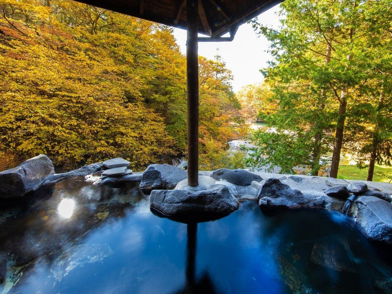 自然も観光も楽しめる！長野県の温泉で贅沢なひと時を2385717