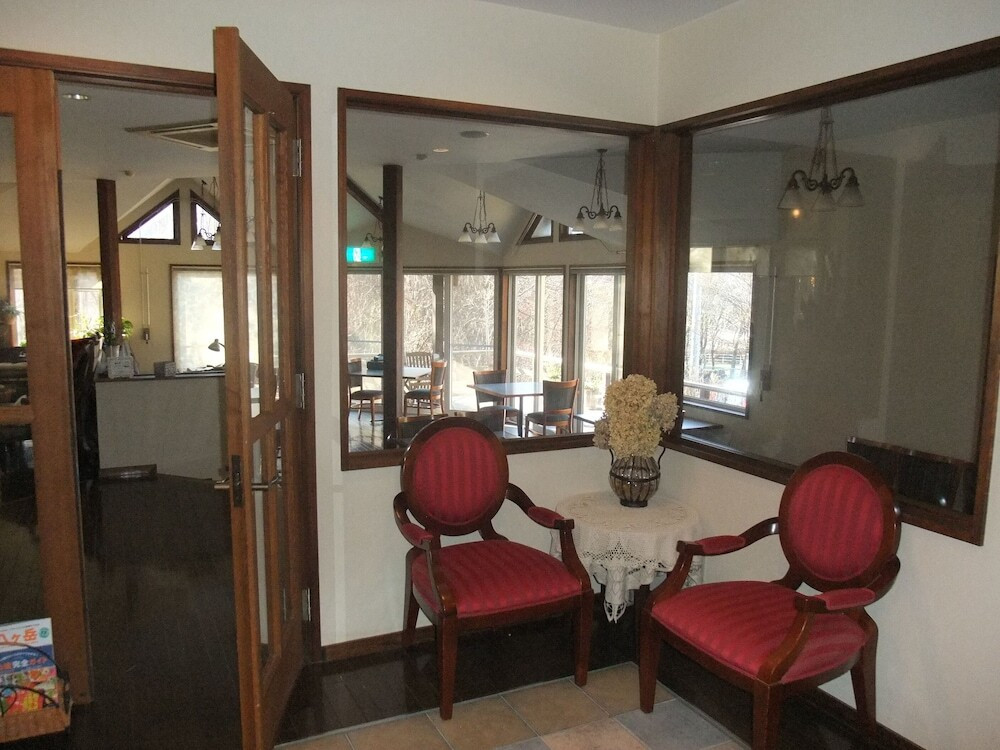 ロビー応接スペース