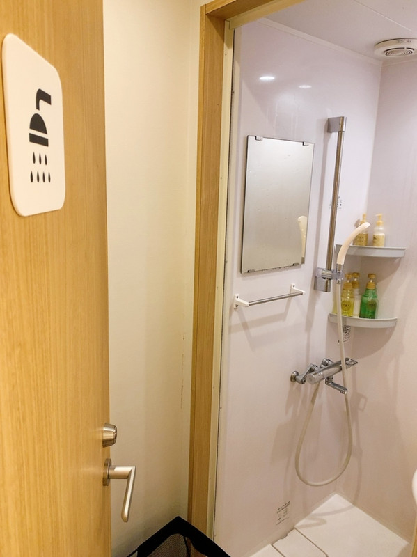 女性専用フロアにシャワー室(1箇所)あり