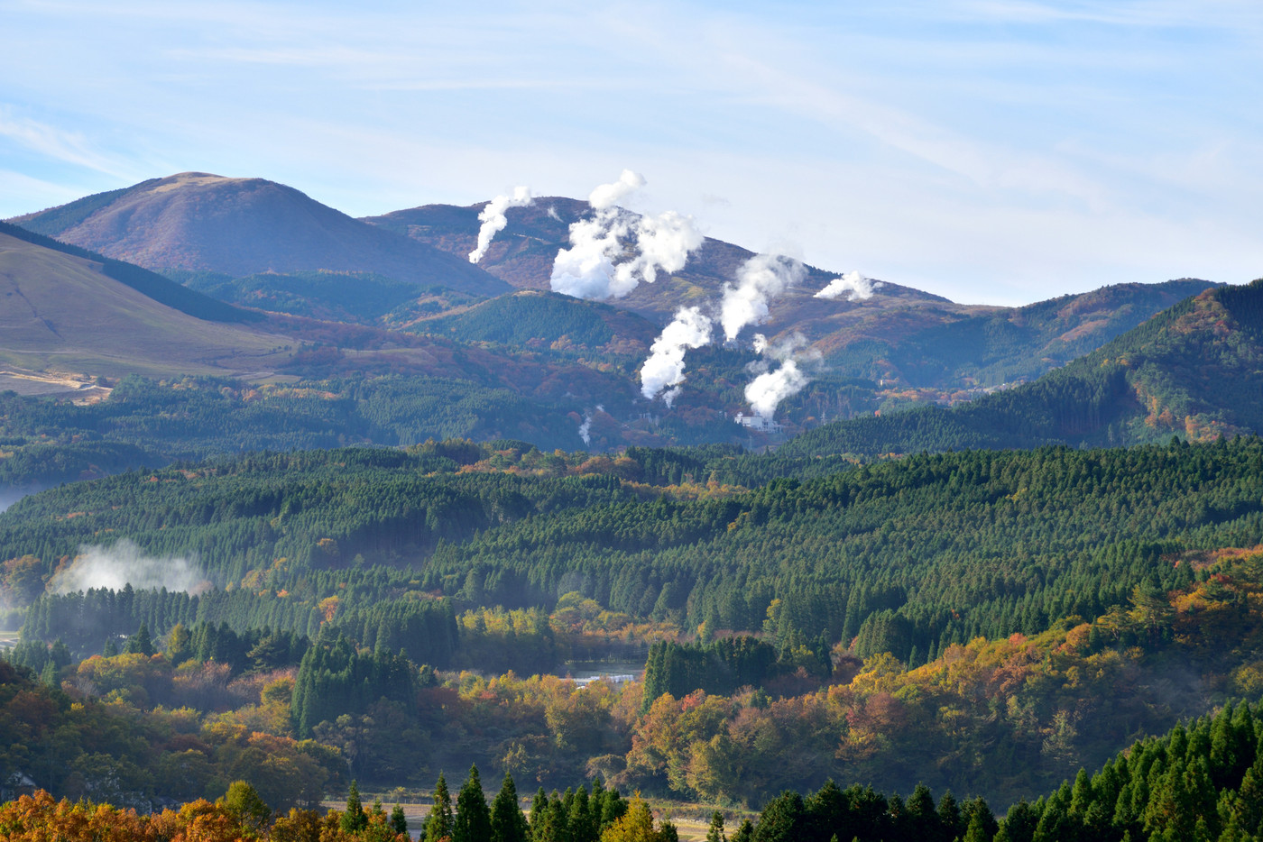 八丁原地熱発電所　日本最大の地熱発電所　筋湯温泉郷　大分県九重町