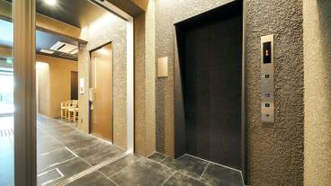 エレベーター / 2