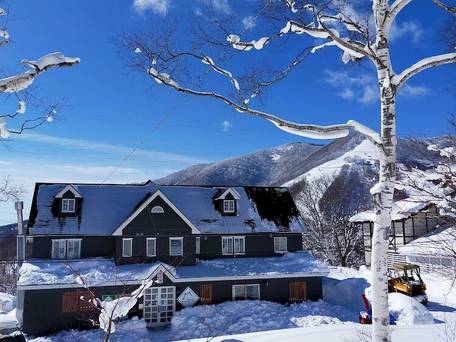 Madarao Mountain Lodge / 2