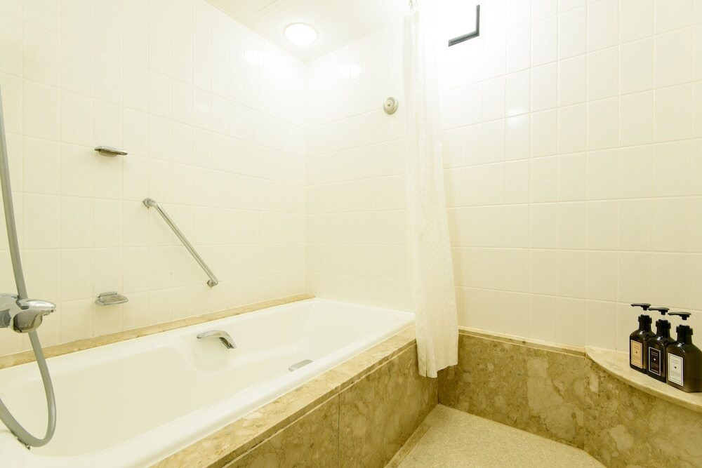 デラックスツインのバスルーム