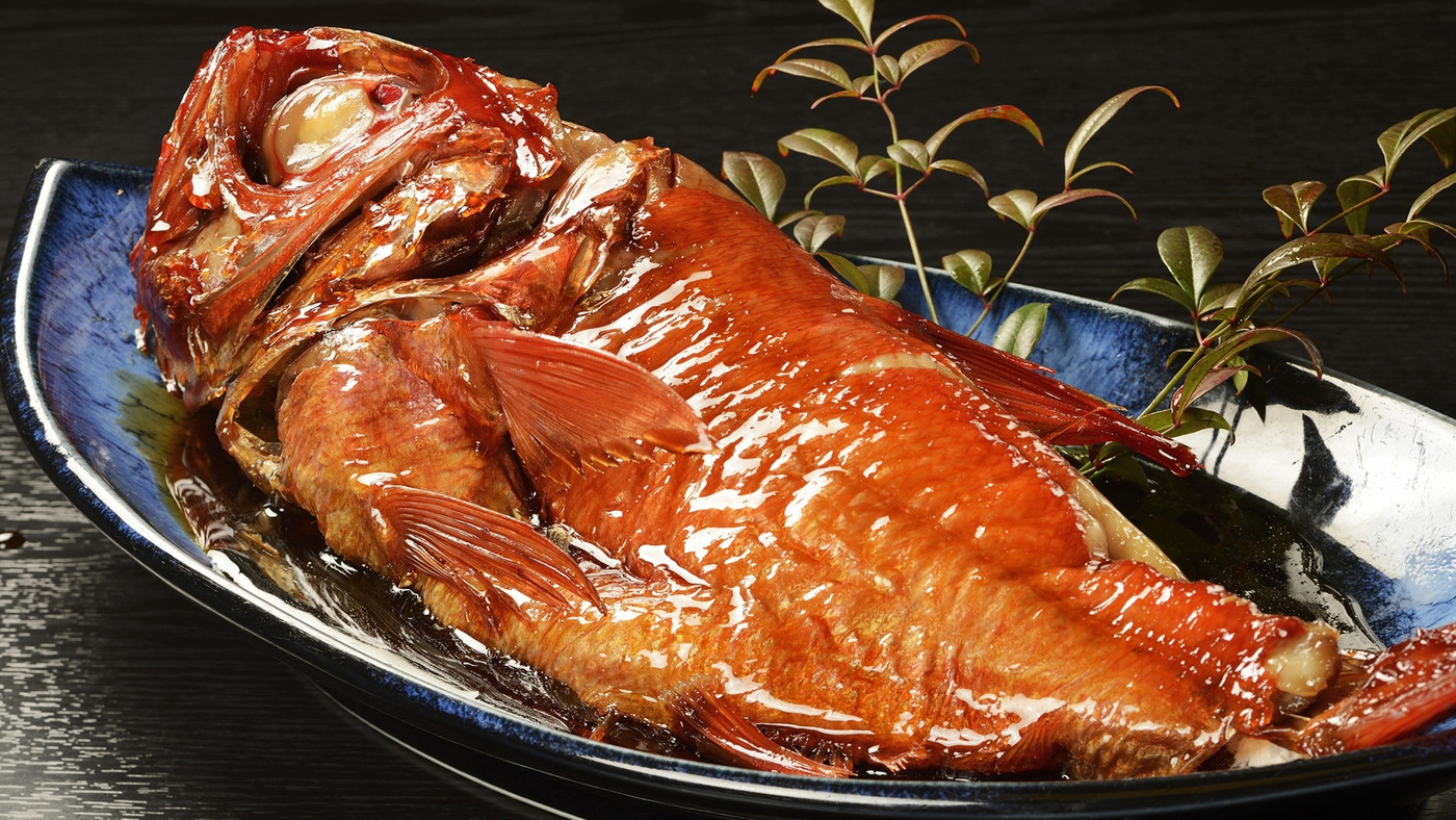 朝から舟盛りがいただける！料理自慢の旅館3250725