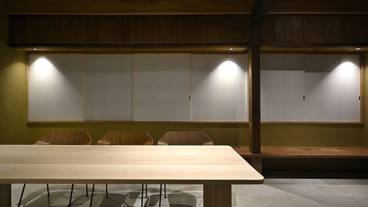 客室内のダイニングエリア / 14