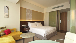 スーペリア ルーム キングベッド 1 台 シティビュー