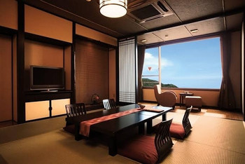 海辺の老舗旅館で、心落ち着く和空間に癒されて3530333