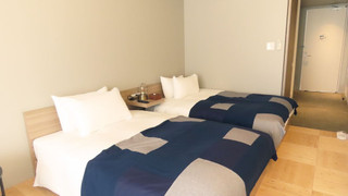 102 (禁煙)ガーデンツイン&ソファーベッド(シャワーのみ)