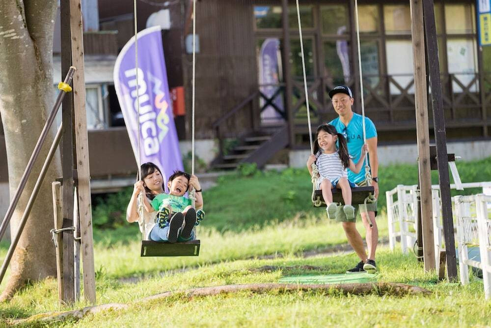 子供用の遊び場 - 屋外