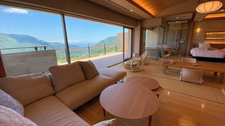 陵（Ryo）-　大文字側・露天風呂付コーナー和洋室（98m2）禁煙