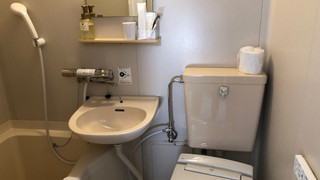 エコノミー ダブルルーム 喫煙可