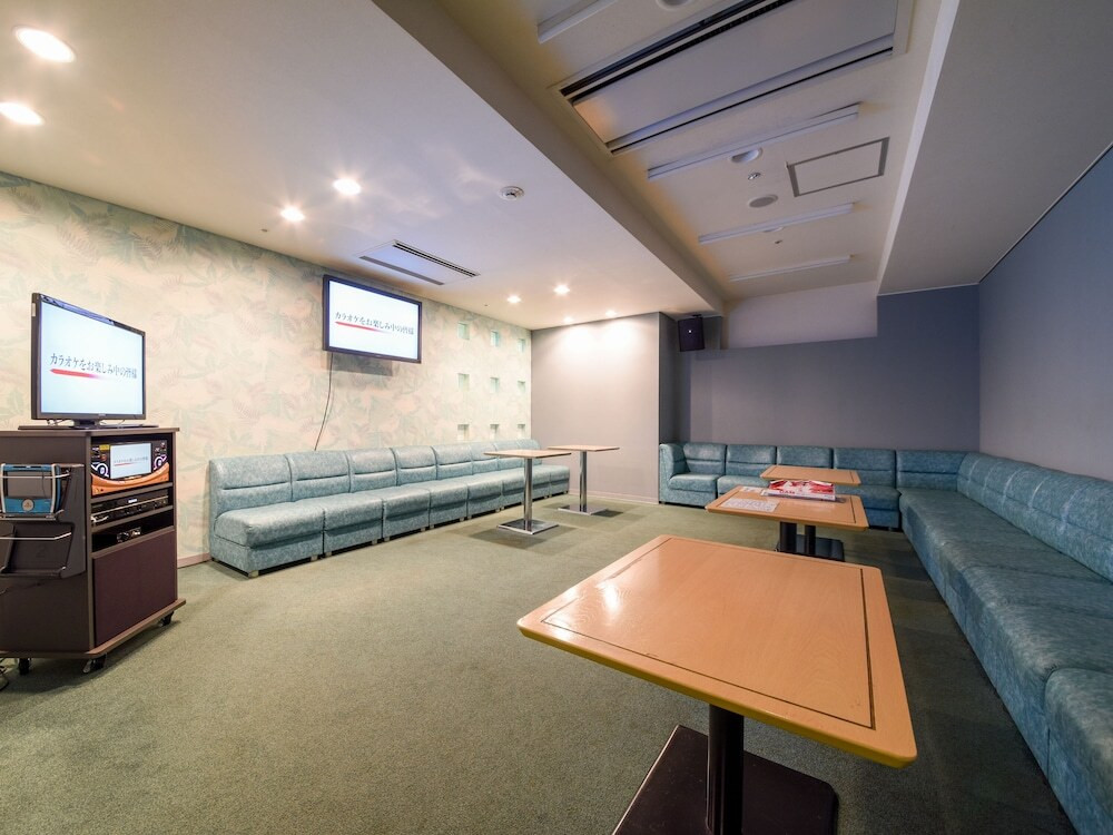 カラオケ ルーム