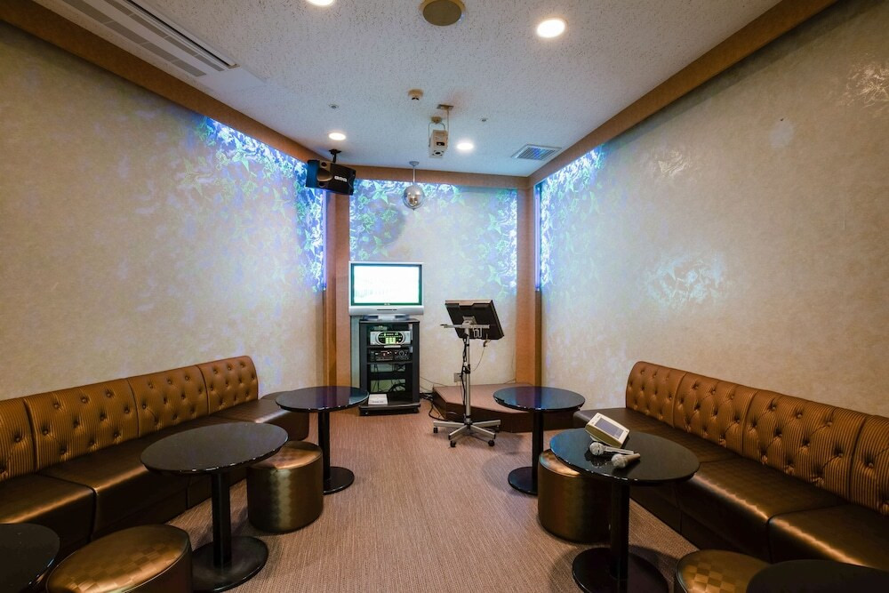 カラオケ ルーム