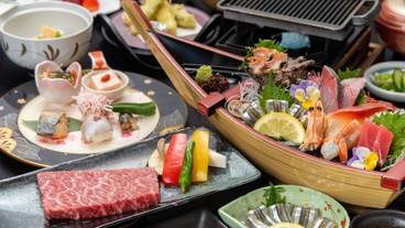 食事・飲み物 / 3