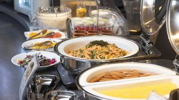 朝食ビュッフェ / 14