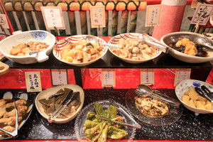 朝食でほうとうやフルーツを満喫