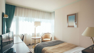 ダブルルーム (1 名様利用)