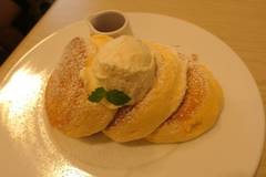 幸せのパンケーキ ウミカジテラス 沖縄店