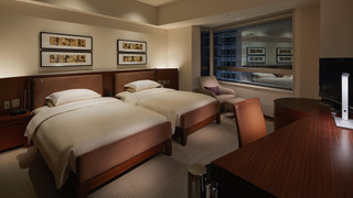 クラブ ルーム シングルベッド 2 台