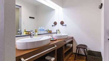 スイートルーム 洗面台 / 5